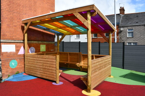 2023-07-17-Enclosed Coloured Pergola-1