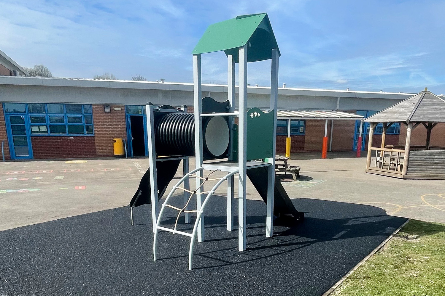 Chromium Chromium Outdoor Adventure Tower