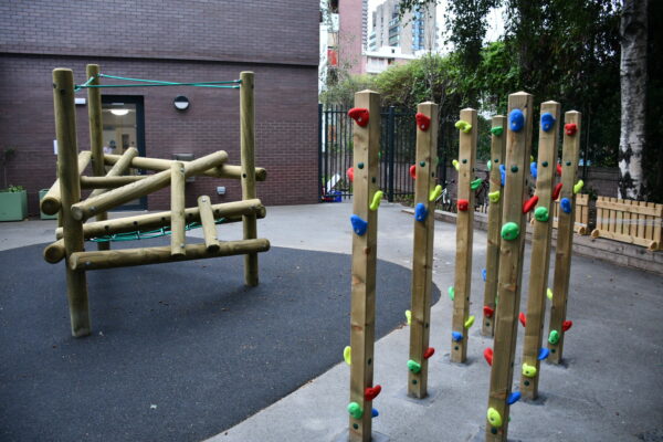 EC1Y 0AE-44548-Ariel & Traversing Forest 3