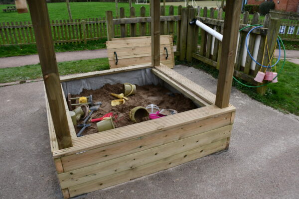 HR9 7JY-14632-Covered Sand Pit-2