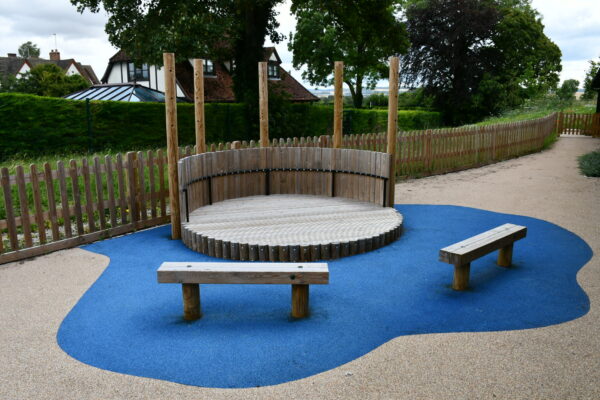 OX10 9HR-18501-Stage Area