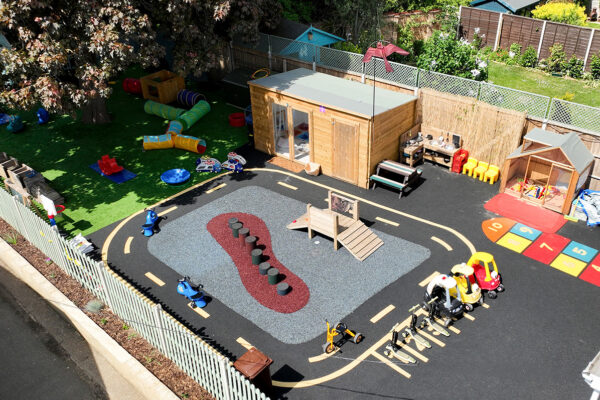 Wetpour Design & Artificial Grass